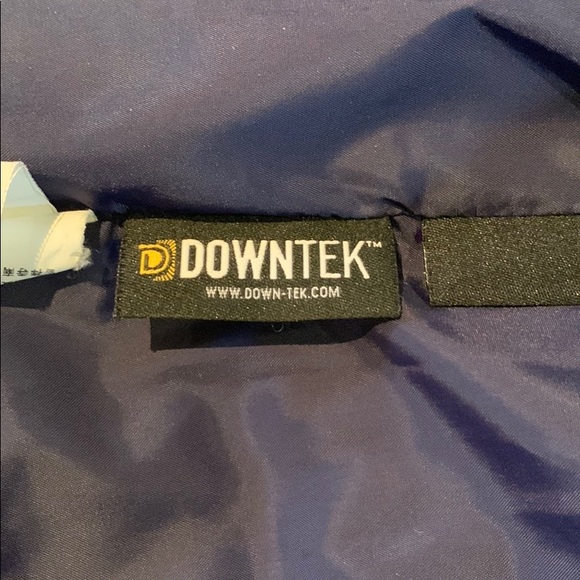 L.L. Bean trail model navy down vest (size small) - Picture 7 of 8